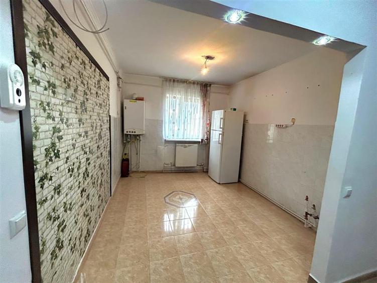 Apartament 2 camere | 53mp | Centrala termică | George Enescu |2C-6876 - 4