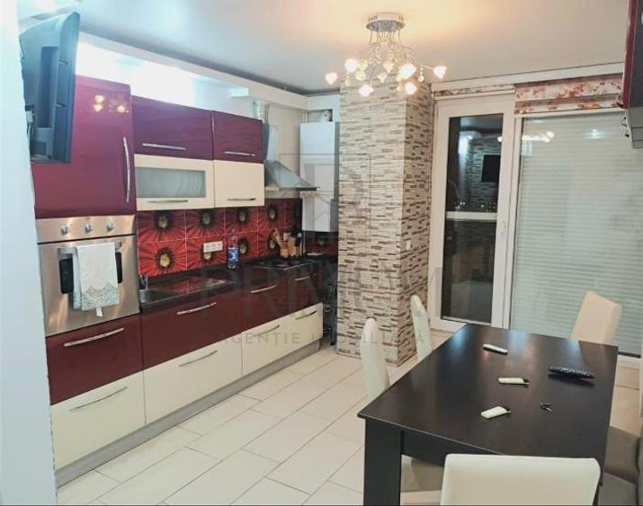 Apartament cu 2 camere decomandat, mobilat în Aradului