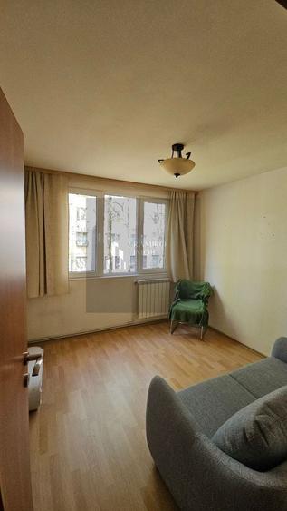 Apartament cu 3 camere decomandat în Brâncoveanu