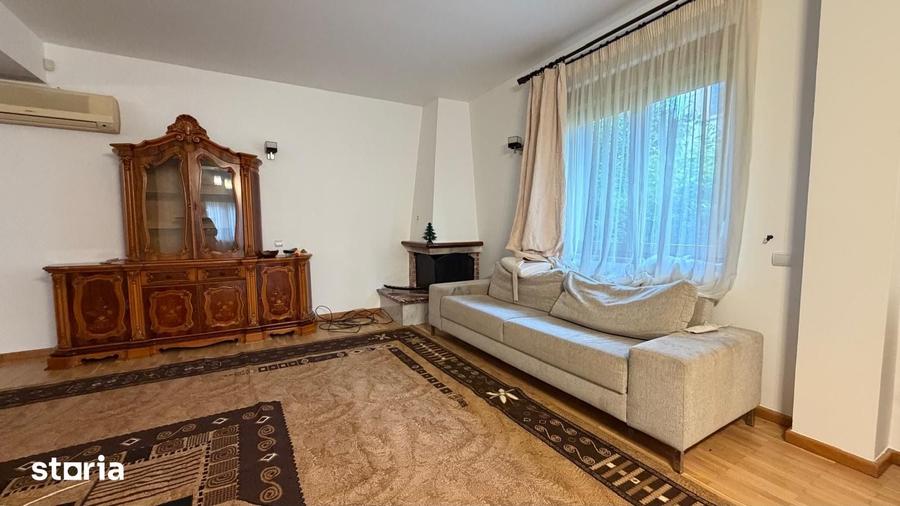 Casă cu 5 camere cu Teren 500 Mp în Central