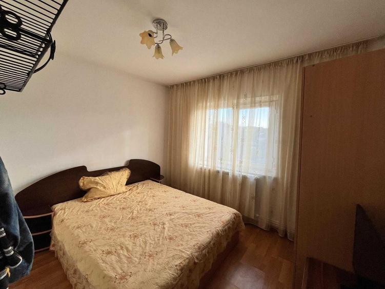 Apartament cu 2 camere semidecomandat în Exterior Vest