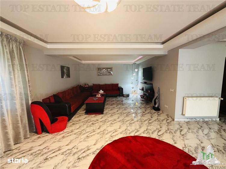 Casă cu 4 camere în Roșu