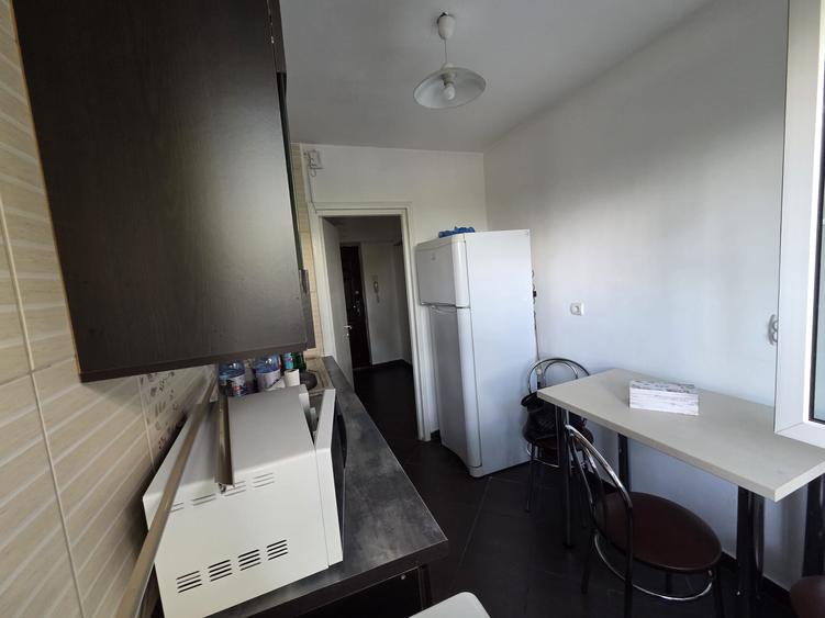 Apartament cu 2 camere semidecomandat în Drumul Taberei