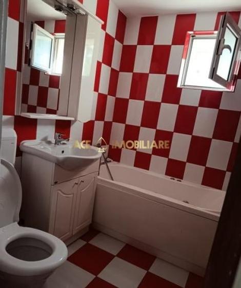 Apartament cu 3 camere semidecomandat, mobilat în Ozana