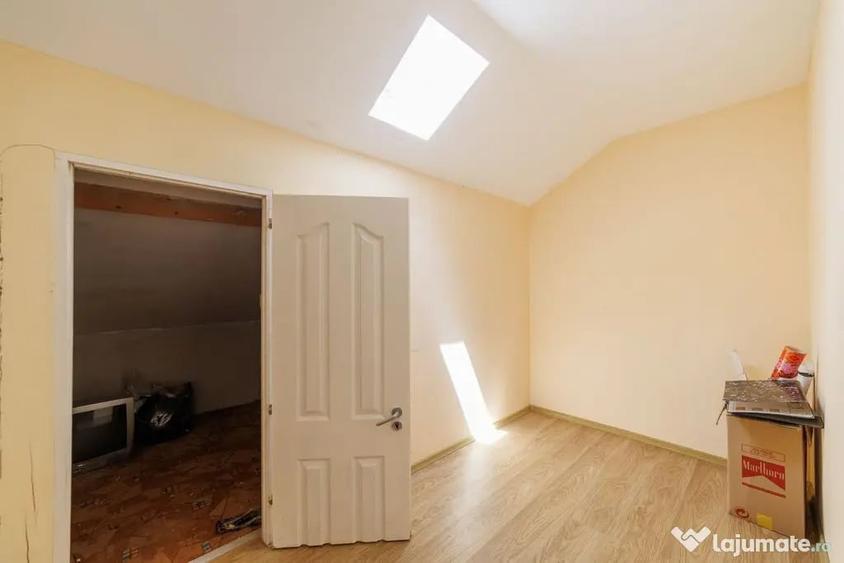 Casă cu 4 camere cu Teren 705 Mp în Central
