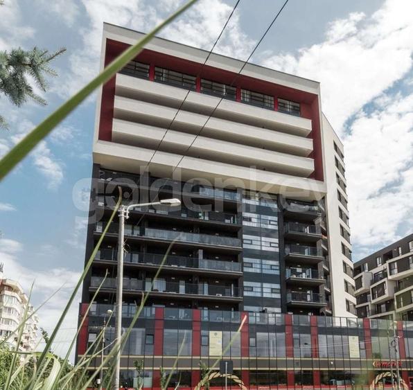 Spațiu comercial, de 3,265 mp, în Central