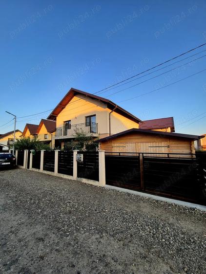 Casă cu 4 camere cu Teren 300 Mp în Central