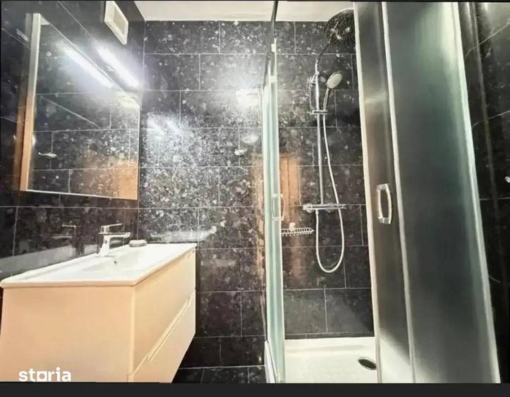 Apartament cu 3 camere în Aviatorilor