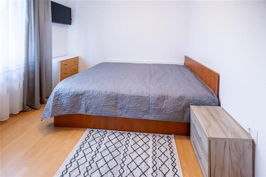 Duplex cu 7 camere cu Teren 4391 Mp în Băbana