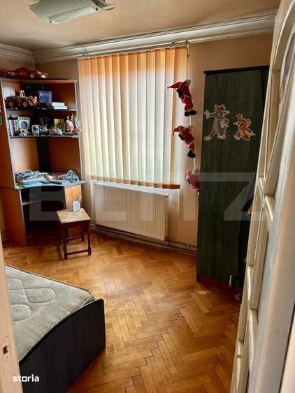 Apartament cu 4 camere în Dâmbu Pietros