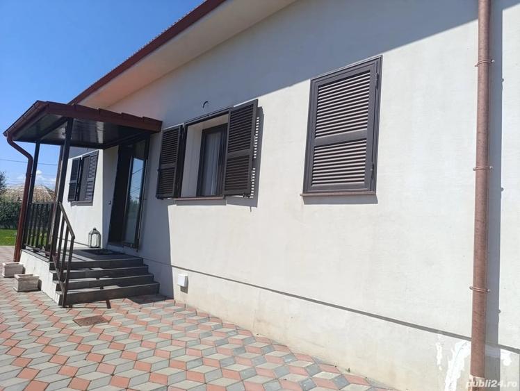 Casă cu 4 camere în Târgu Neamț