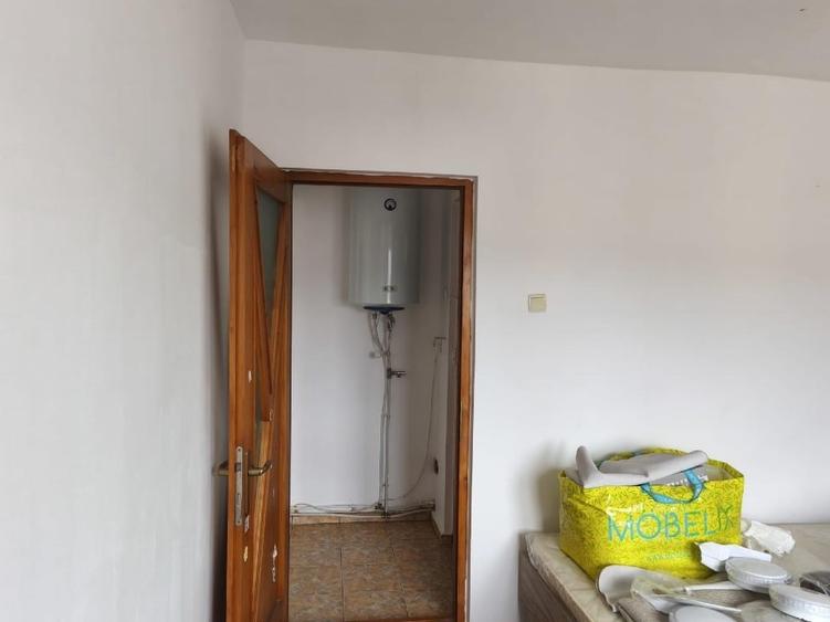 Apartament cu 2 camere decomandat, mobilat în Periferie