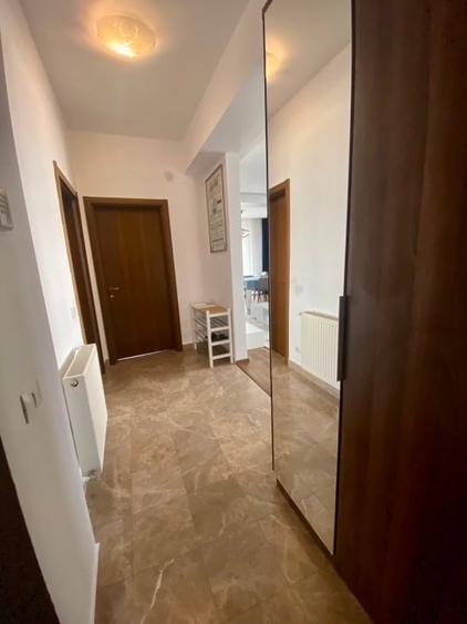 Apartament cu 2 camere decomandat, mobilat în Central