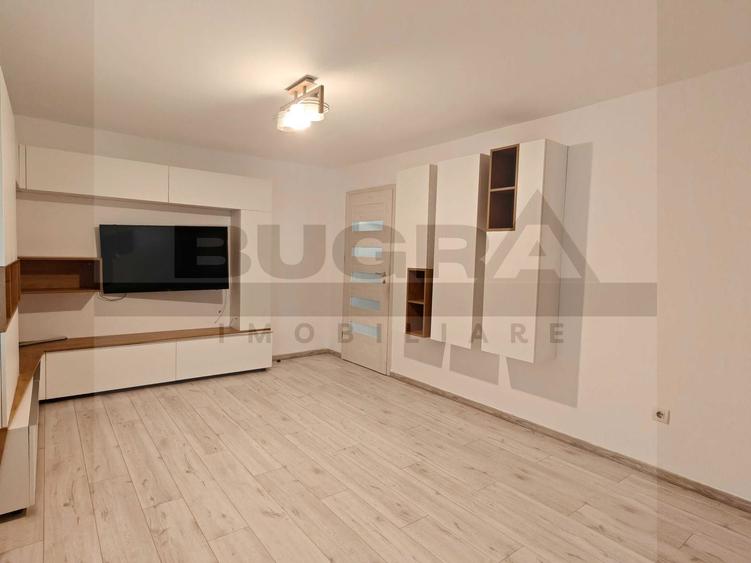 Apartament cu 3 camere decomandat în Zorilor