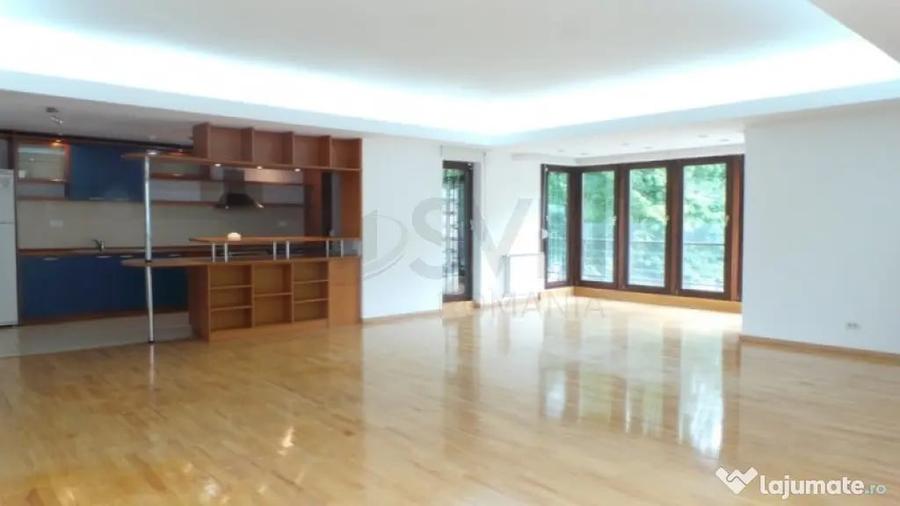 Apartament cu 4 camere decomandat în Aviatorilor