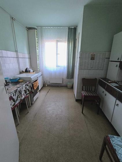 Apartament cu 3 camere decomandat în Mărăști