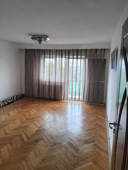 Apartament cu 2 camere decomandat în Dara