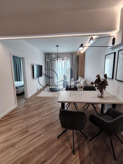 Apartament cu 2 camere semidecomandat, mobilat în Florești