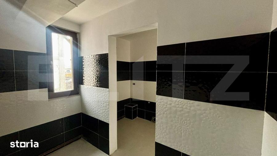 Casă cu 6 camere cu Teren 450 Mp în Șimnicu de Sus