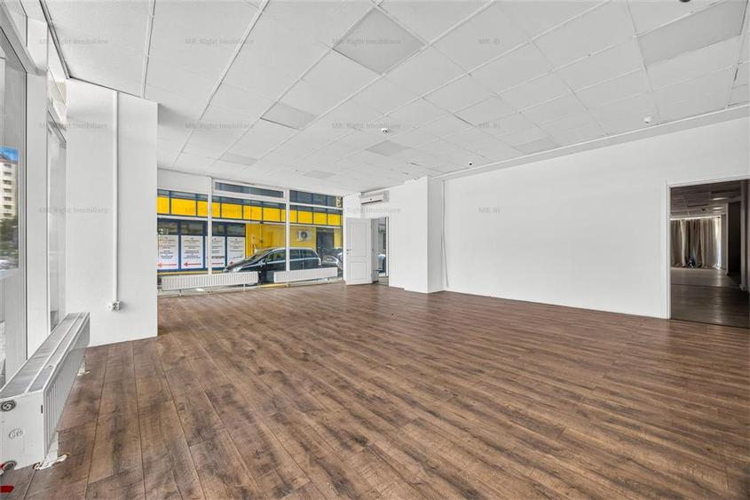 Spațiu comercial, de 537.65002441406 mp, în Vlahuță