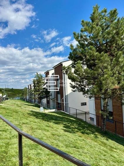 Apartament cu 2 camere decomandat în Cristian
