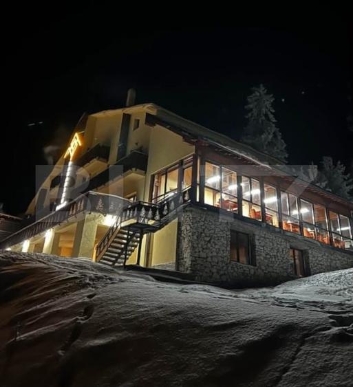 Hotel/Pensiune, de 910 mp, în Arieșeni