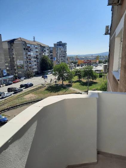 Apartament cu 2 camere decomandat în Nufărul