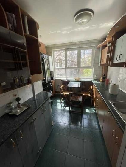 Apartament cu 3 camere decomandat în Militari