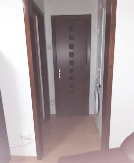 Apartament cu 2 camere semidecomandat, mobilat în Berceni