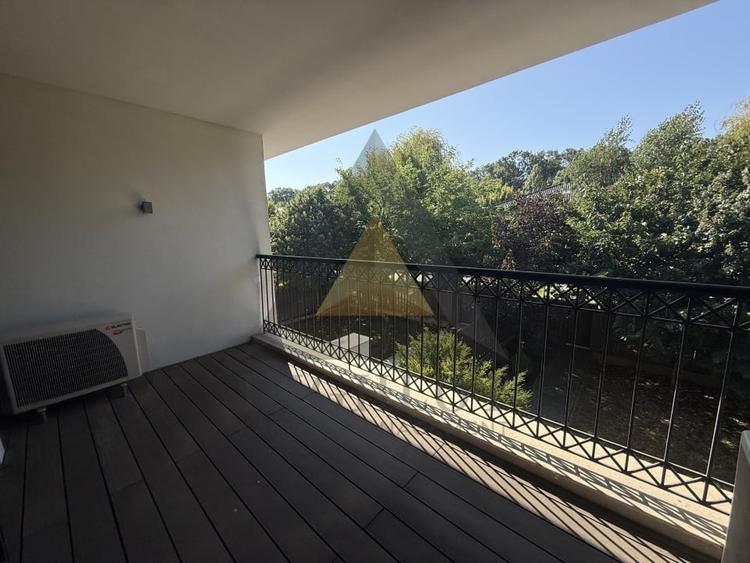 Casă cu 4 camere cu Canalizare în Pipera