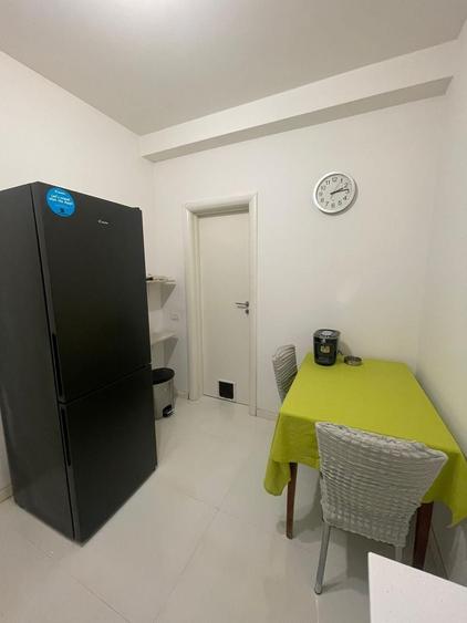 Apartament cu 2 camere semidecomandat în Fundeni