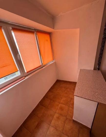 Garsonieră semidecomandată în Drumul Taberei — fotografia 3