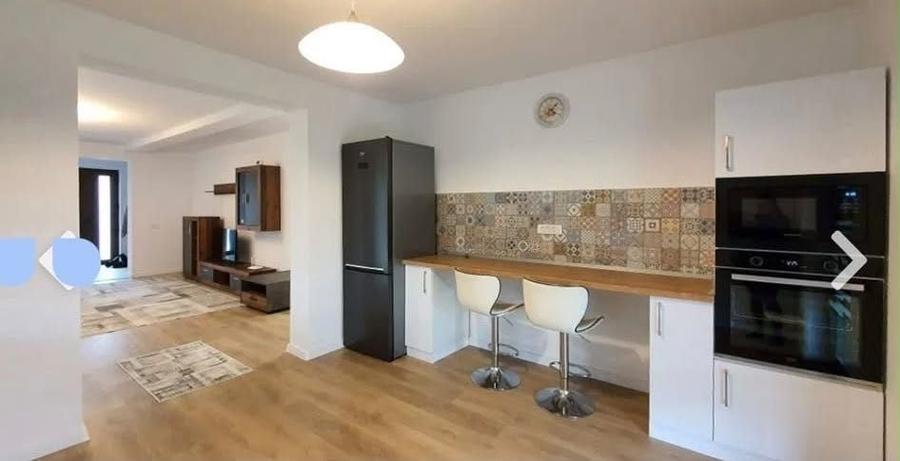 Casă cu 3 camere în Păulești