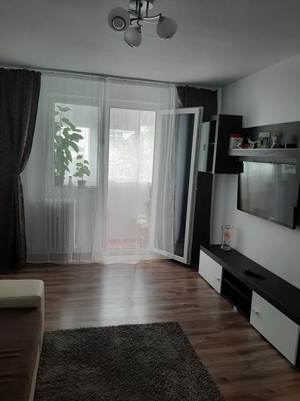 Apartament cu 2 camere decomandat în Brâncoveanu