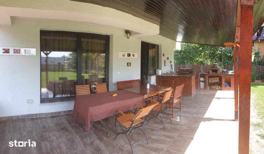 Casă cu 5 camere cu Teren 840 Mp în Valea Lupului