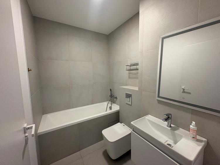 Apartament cu 2 camere decomandat în Barbu Văcărescu