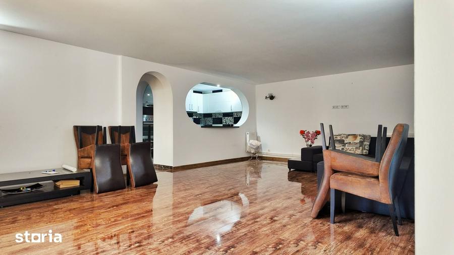 Casă cu 3 camere cu Teren 400 Mp în Central