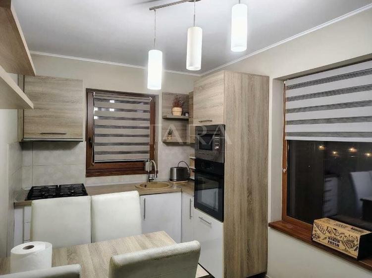 Duplex cu 3 camere cu Canalizare în Mărăști
