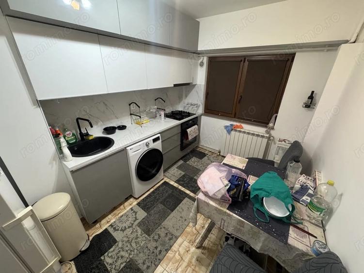 Apartament cu 2 camere decomandat, mobilat în Casa de Cultură