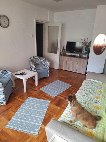 Garsonieră decomandată în Central