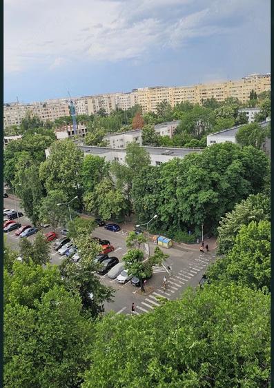 Garsonieră semidecomandată în Titan