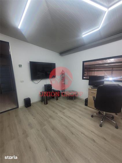 Spațiu comercial, de 161 mp, în Central
