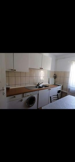 Apartament cu 2 camere semidecomandat în Cetate