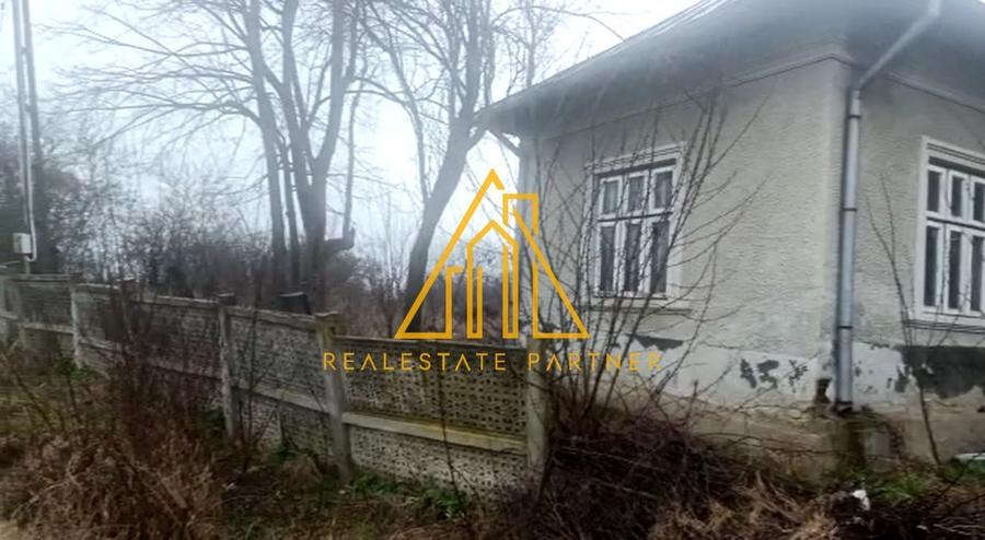 Teren Construcții intravilan de 4000 mp, în Alunișu
