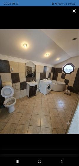 Casă cu 4 camere cu Teren 200 Mp în Radu Negru