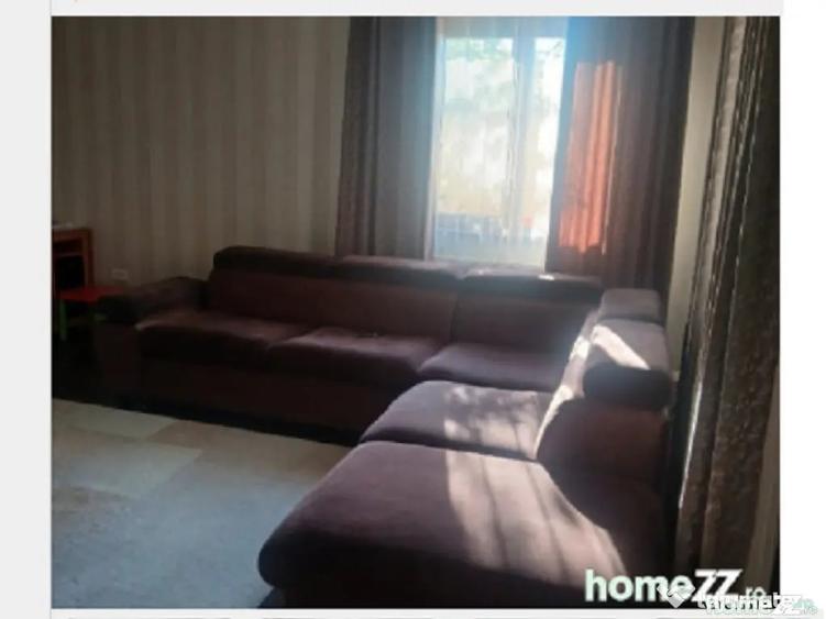 Casă cu 5 camere cu Teren 155 Mp în Central