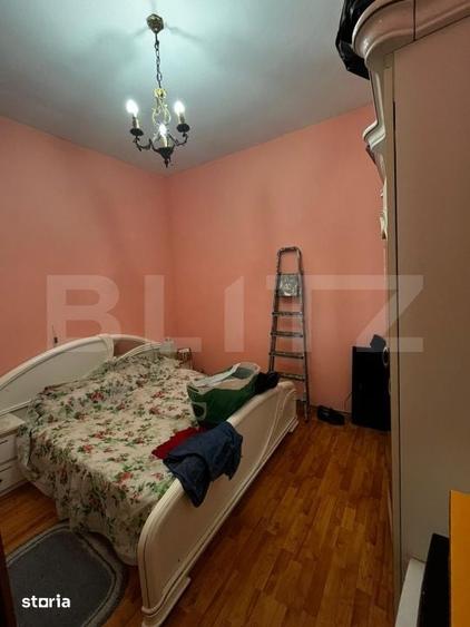 Apartament cu 5 camere în Independenței