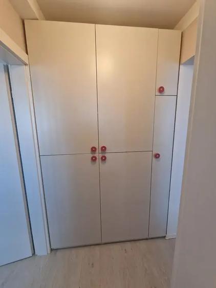 Apartament cu 2 camere semidecomandat, mobilat în Obor