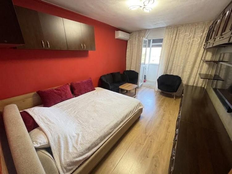 Apartament cu 2 camere decomandat în Brâncoveanu