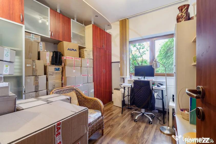 Apartament cu 3 camere decomandat, mobilat în Nord